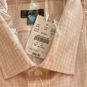 J Crew pink shirt NWT. Flex Wrinkle Free size L. Long Sleeves